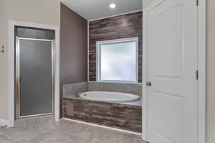 6882 Brocado Ct, Navarre, FL 32566 - Photo 8
