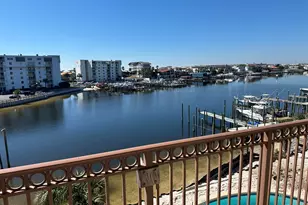 724 Harbor Blvd, Destin, FL 32541 - Photo 1