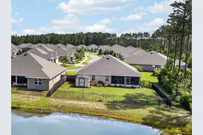 247 E Sky Way, Freeport, FL 32439 - Photo 10