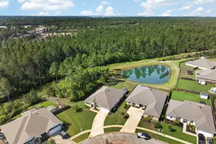 247 E Sky Wy, Freeport, FL 32439 - Photo 4