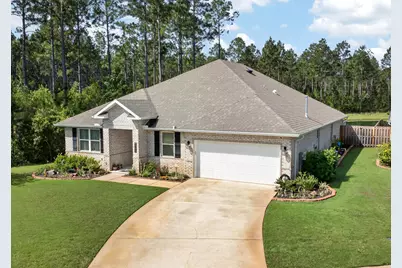 247 E Sky Way, Freeport, FL 32439 - Photo 1