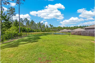 247 E Sky Way, Freeport, FL 32439 - Photo 10