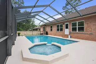 819 Coldwater Creek Cir, Niceville, FL 32578 - Photo 2