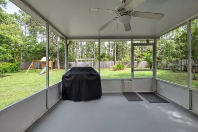 7682 Manatee Street, Navarre, FL 32566 - Photo 4