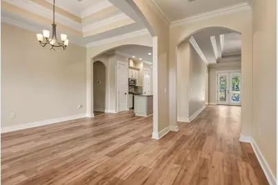 1569 Lakeside Drive, Niceville, FL 32578 - Photo 8