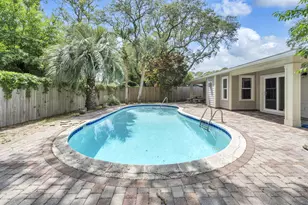 19 SE Anastasia Dr, Fort Walton Beach, FL 32548 - Photo 30