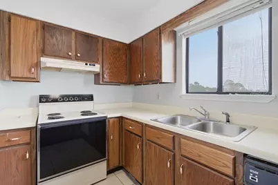 1695 W Hwy 98 #301, Mary Esther, FL 32569 - Photo 10