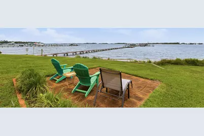 1695 W Hwy 98 #301, Mary Esther, FL 32569 - Photo 1