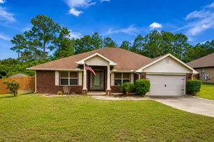 117 Strike Eagle Dr, Crestview, FL 32536 - Photo 2