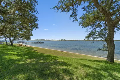 209 W Miracle Strip Parkway #D208, Mary Esther, FL 32569 - Photo 2