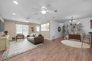 208 Moriarty St, Fort Walton Beach, FL 32548 - Photo 10