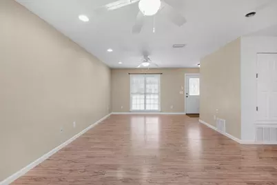 208 Moriarty Street, Fort Walton Beach, FL 32548 - Photo 6