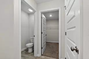 6817 Interlachen Ln, Laurel Hill, FL 32567 - Photo 34