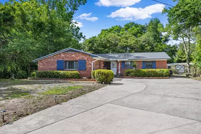 8 NE Fulmar Court, Fort Walton Beach, FL 32548 - Photo 2