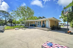 519 Dorado Ave, Fort Walton Beach, FL 32548 - Photo 74