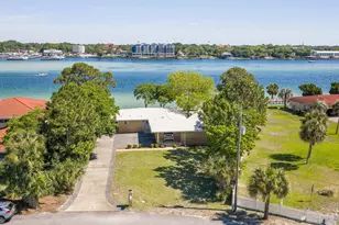 519 Dorado Ave, Fort Walton Beach, FL 32548 - Photo 4