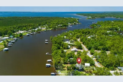 103 W Bayou Forest Drive, Freeport, FL 32439 - Photo 4