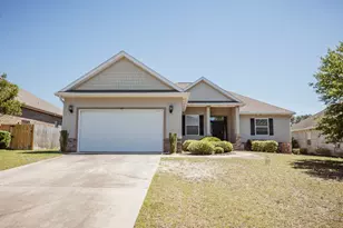 133 Alicia Dr, Crestview, FL 32536 - Photo 1