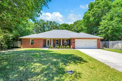 413 Webster Street, Fort Walton Beach, FL 32547 - Photo 1