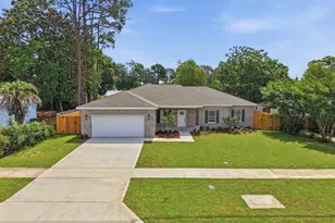 11 NW Wright Pkwy, Fort Walton Beach, FL 32548 - Photo 1