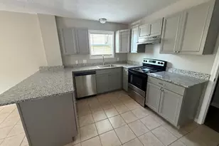 124 Hampton Dr, Crestview, FL 32539 - Photo 4
