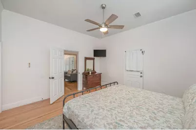 28 E Live Oak Avenue, Defuniak Springs, FL 32435 - Photo 30