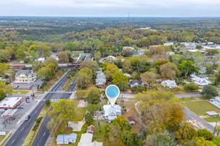 28 E Live Oak Ave, Defuniak Springs, FL 32435 - Photo 60