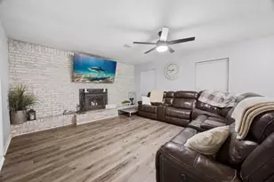 134 Virginia Dr, Fort Walton Beach, FL 32548 - Photo 4
