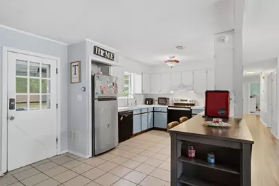 2623 Green Bay Avenue, Pensacola, FL 32526 - Photo 12