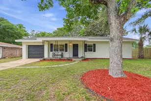 721 NE Kris Ave, Fort Walton Beach, FL 32547 - Photo 2
