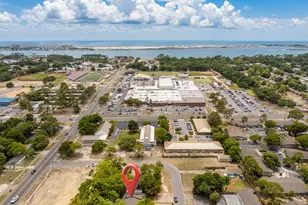 13 NW Cape Dr, Fort Walton Beach, FL 32548 - Photo 18