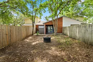 13 NW Cape Dr, Fort Walton Beach, FL 32548 - Photo 12