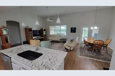437 Gentle Wind Court, Freeport, FL 32439 - Photo 10