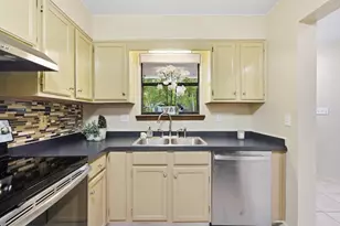 13 NW Poulton Dr, Fort Walton Beach, FL 32548 - Photo 14