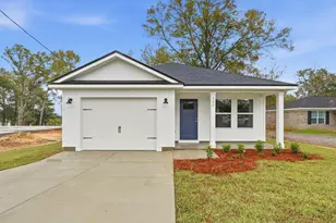 665 Lee Ave, Crestview, FL 32539 - Photo 1