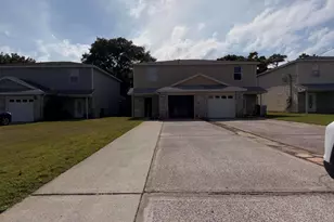 2123 Tom St, Navarre, FL 32566 - Photo 2