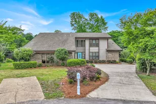 645 Carr Dr, Niceville, FL 32578 - Photo 1