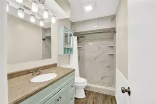 645 Carr Dr, Niceville, FL 32578 - Photo 46