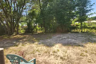 24 NW Robinwood Dr, Fort Walton Beach, FL 32548 - Photo 14