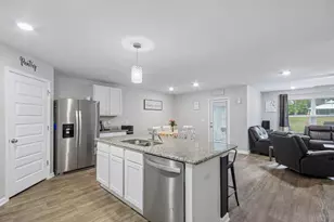 4656 Red Oak Dr, Milton, FL 32583 - Photo 14