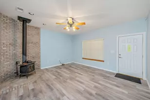 1895 4 Wheel Dr, Baker, FL 32531 - Photo 10