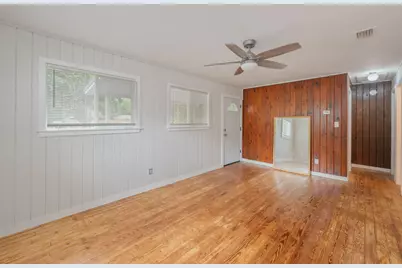 812 E Edney Avenue, Crestview, FL 32539 - Photo 8