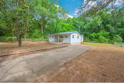 812 E Edney Avenue, Crestview, FL 32539 - Photo 4