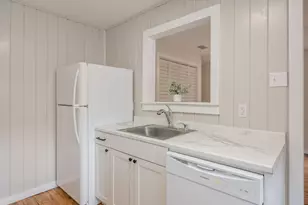 812 E Edney Ave, Crestview, FL 32539 - Photo 10