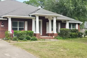 2136 Smallwood Dr, Navarre, FL 32566 - Photo 1