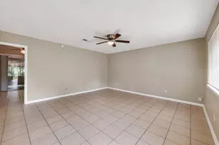 122 Jamestown Ave, Fort Walton Beach, FL 32547 - Photo 2