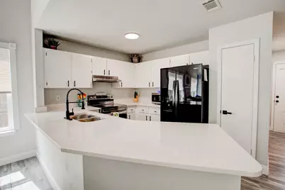 3022 Yorktown Circle, Fort Walton Beach, FL 32547 - Photo 10