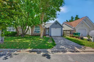 3022 Yorktown Cir, Fort Walton Beach, FL 32547 - Photo 4
