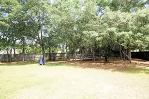1654 Parkside Cir, Niceville, FL 32578 - Photo 32