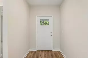 2808 Blackbird Ct, Crestview, FL 32539 - Photo 2